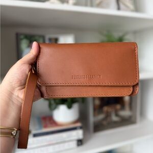 NWT Portland Leather Lily wristlet wallet
